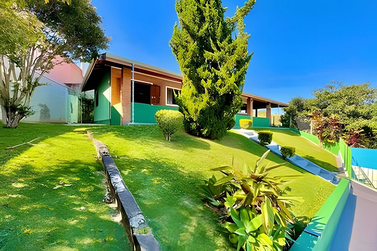 Chácara com piscina aquecida- Perdões
