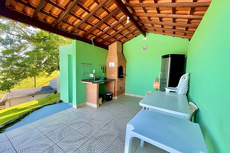 Chácara com piscina aquecida- Perdões